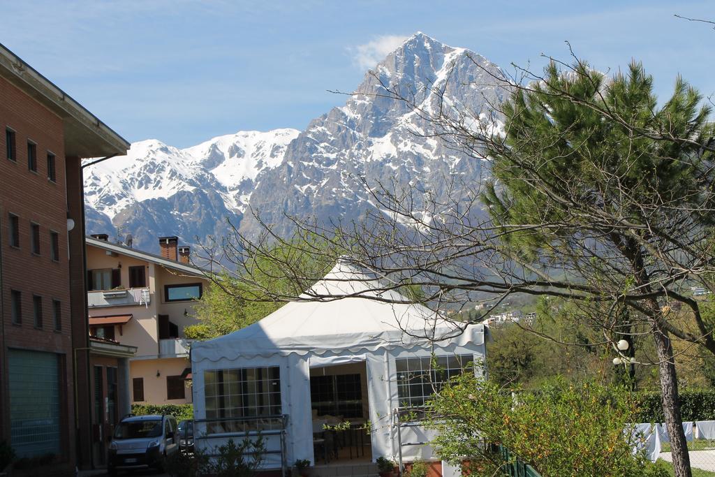 Residence La Piscina Isola del Gran Sasso dʼItalia Extérieur photo