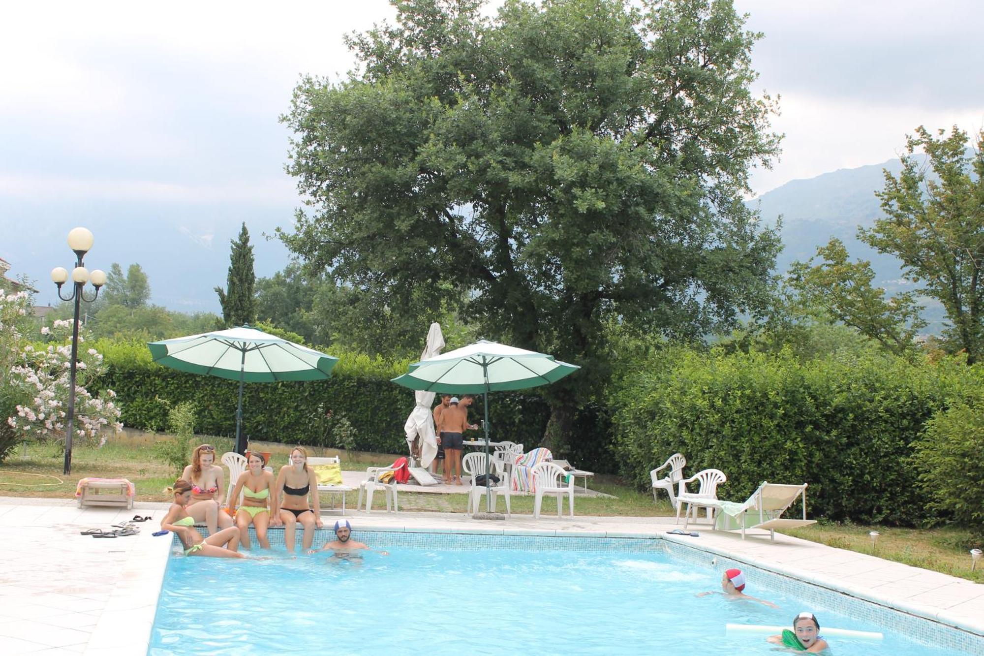 Residence La Piscina Isola del Gran Sasso dʼItalia Extérieur photo