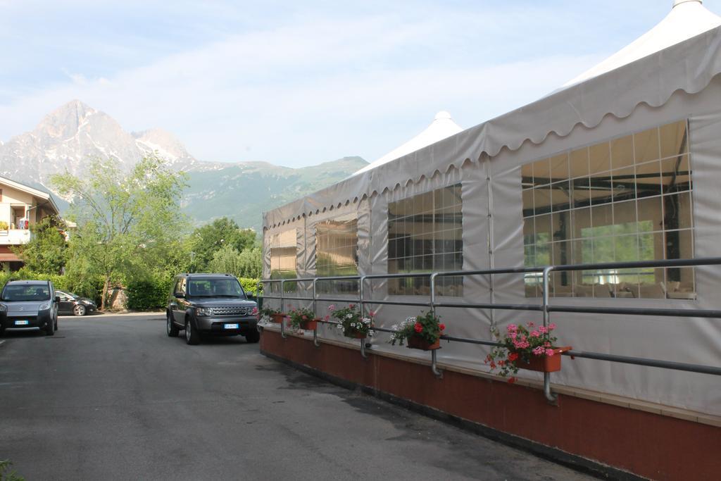 Residence La Piscina Isola del Gran Sasso dʼItalia Extérieur photo