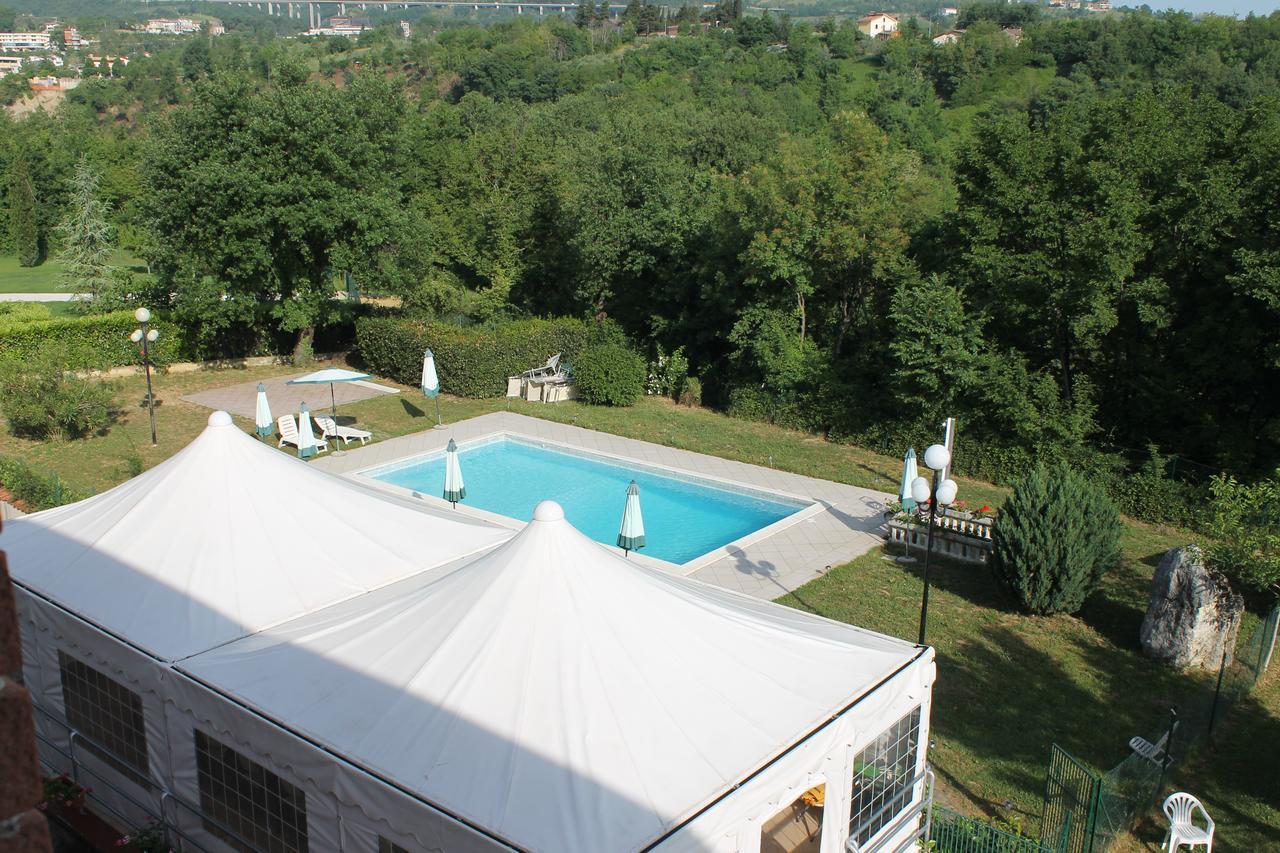 Residence La Piscina Isola del Gran Sasso dʼItalia Extérieur photo
